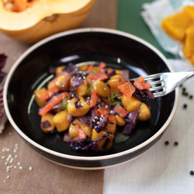 Gnocchi di zucca con radicchio e trota Gnocchi di zucca con radicchio e trota