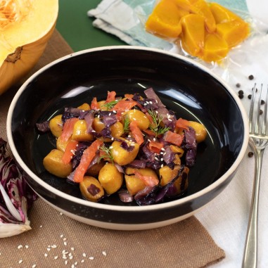 Gnocchi di zucca con radicchio e trota Gnocchi di zucca con radicchio e trota