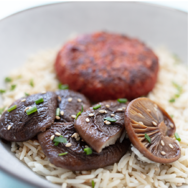 Burger vegano con funghi Shiitake e... Burger vegano con funghi Shiitake e...