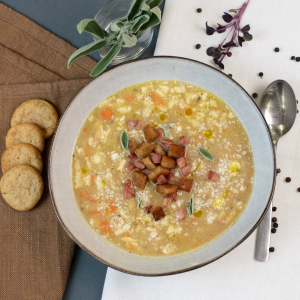 Zuppa d'orzo e legumi con...